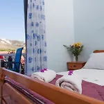 Dina 아파트