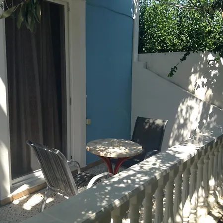Dina * Kalamaki (Zakynthos)